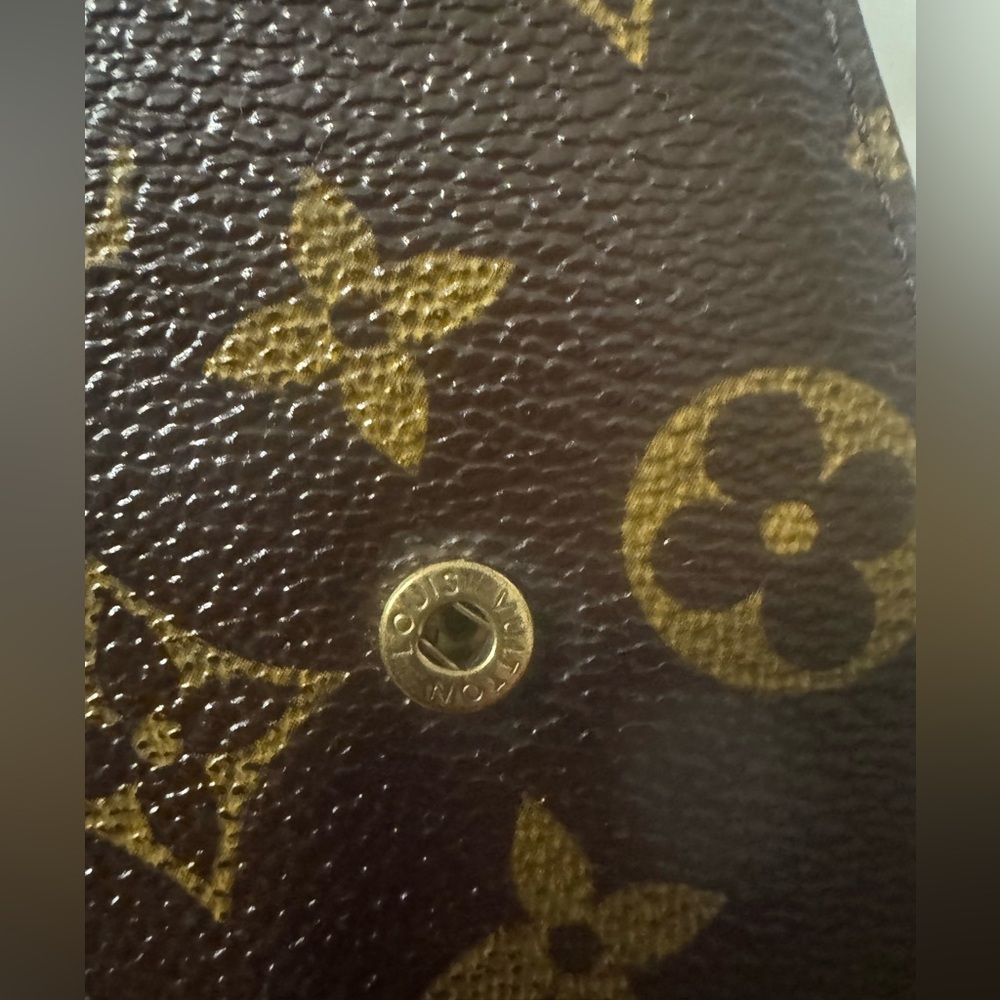 Louis Vuitton Monogram Canvas Brown and Gold Snap Closure Wallet - Picture 13 of 17
